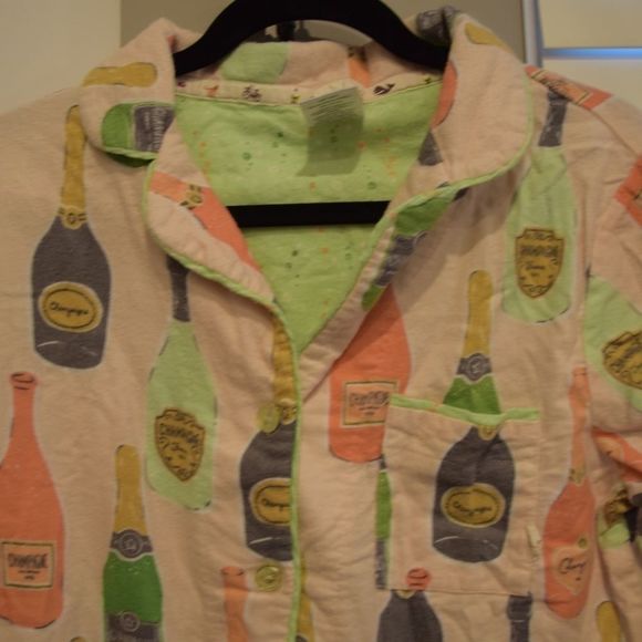 Munki Munki Champagne Bottles Flannel PJ Top - Picture 6 of 8